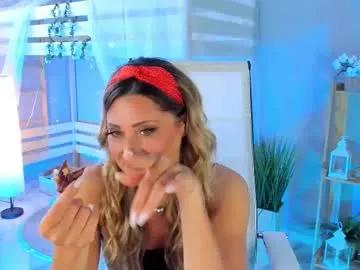 sarahholly from Chaturbate