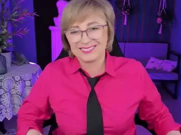 Explore slutty camslut Sugarvi sugarvi from Chaturbate