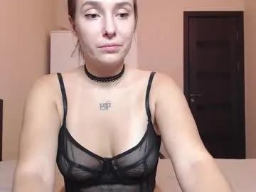 Explore Sweetmiaa, she wants to masturbate for you sweetmiaa from Chaturbate