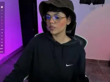 Watch Tokyo_uwu, she wants to masturbate for you tokyo_uwu from Chaturbate