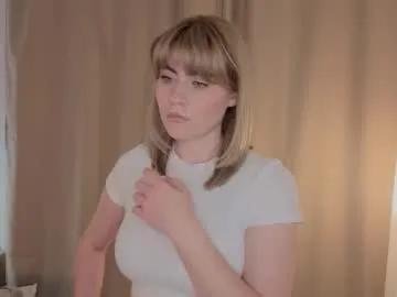 Explore 18 years old vivandellapenna from Chaturbate vivandellapenna from Chaturbate