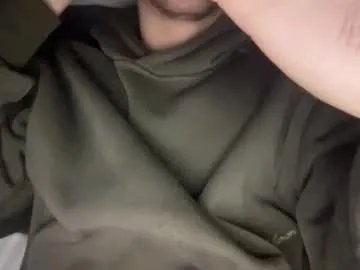 yungbull06 from Chaturbate