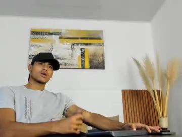 Discover sexy camslut Zander_2120 zander_2120 from Chaturbate