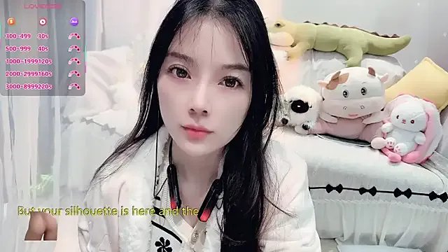 AKiKi711 from StripChat