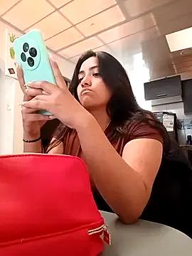 ANDREA-10_ from StripChat