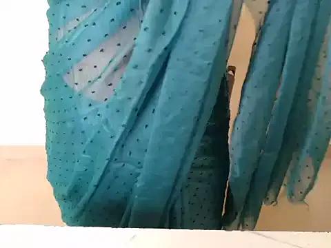 Explore Anika_bold, she wants to masturbate for you anika_bold from StripChat