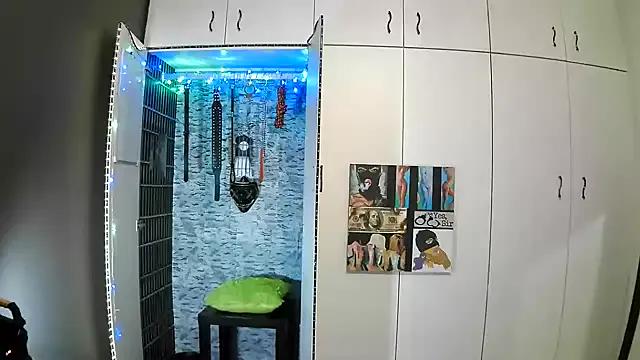 Try BaDSubMiss, she wants to masturbate for you BaDSubMiss from StripChat