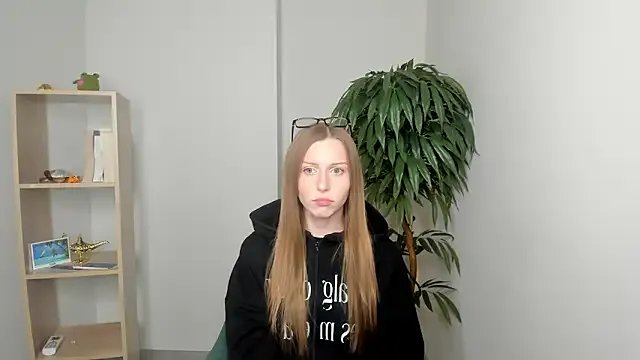 BlondellBolio from StripChat