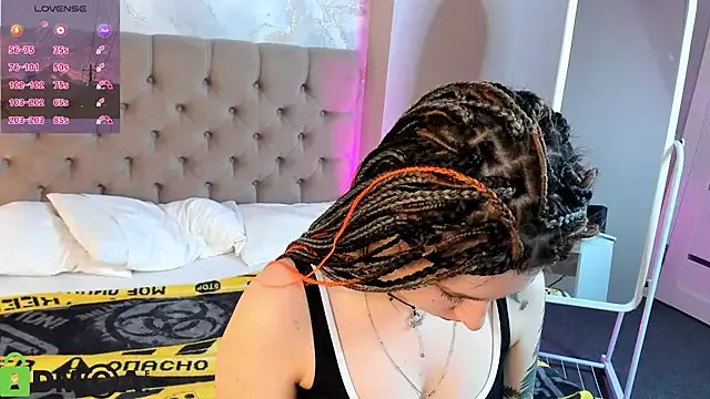 Bonni_Meiz from StripChat