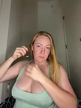 Explore ChiliRoja, she wants to masturbate for you ChiliRoja from StripChat