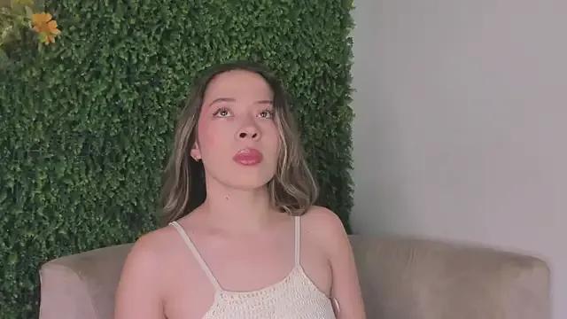 chloe_d from StripChat