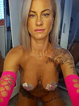 Try slutty escort DeliciousDeeX DeliciousDeeX from StripChat