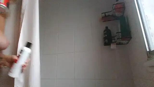 Delilahs_Playtime from StripChat