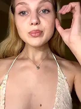 Watch StripChat's Emaline_Fane Emaline_Fane from StripChat