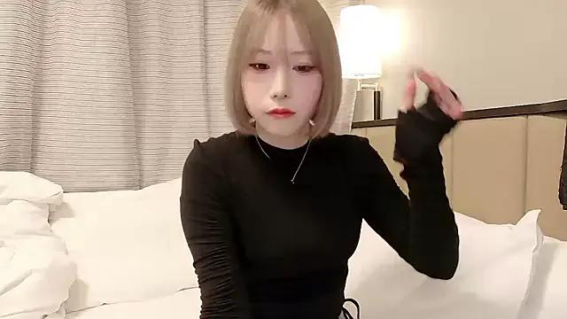 Fujita_Meru from StripChat