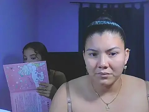 Helena-Paola from StripChat