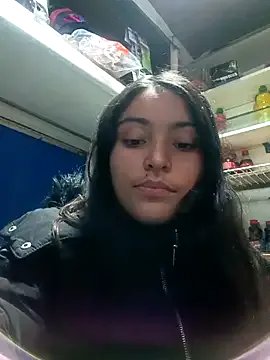 hotwife26 from StripChat