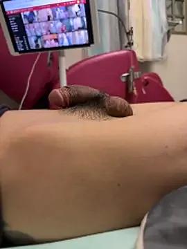 Masturbate to StripChat's Hung-168 hung-168 from StripChat