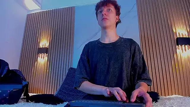 Discover cute escort IM_DAREN IM_DAREN from StripChat