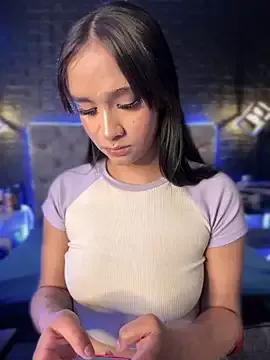 Masturbate to cute camslut Isabella-Teen Isabella-Teen from StripChat