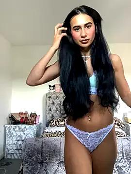 Watch sweet camslut Itsyourgirltee itsyourgirltee from StripChat