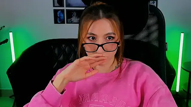 Karen__davis from StripChat