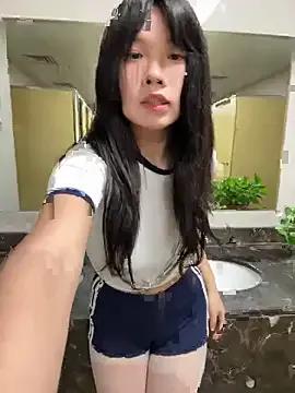 koukou2025 from StripChat