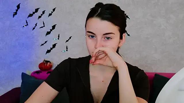 Cute LanaGI wants you to fuck her body now LanaGI from StripChat