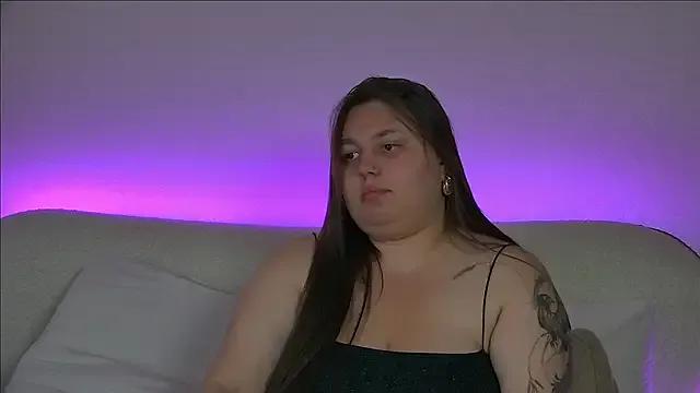 Masturbate to 23 years old LillianKim from StripChat LillianKim from StripChat