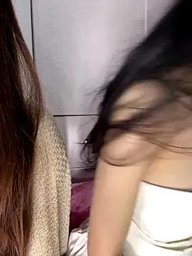 Lisa-Mina from StripChat