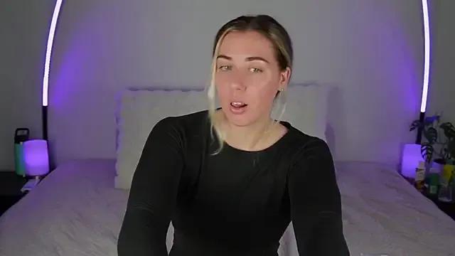 Explore StripChat's Lulu_berkeley Lulu_berkeley from StripChat