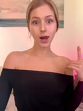 Explore 23 years old LunaRase from StripChat LunaRase from StripChat