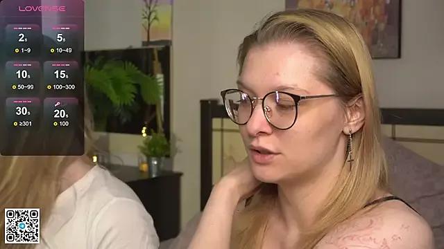 Watch slutty escort MaeEversley MaeEversley from StripChat