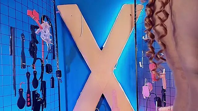 MrEbonybdsm from StripChat