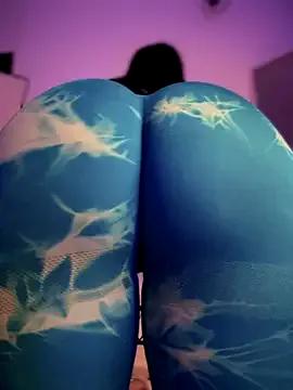 Natural_BIGASS_Nina from StripChat