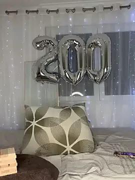 Masturbate to sexy camslut Petrouchkaaa_ petrouchkaaa_ from StripChat