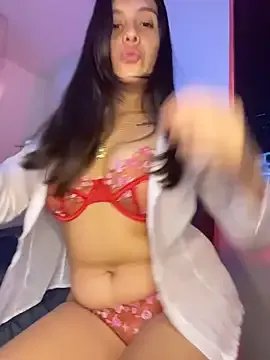 Samantafoxx_ from StripChat