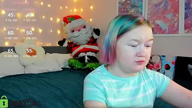 Sara_Robinson from StripChat