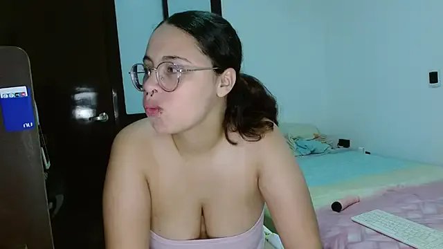 scarlet_johanssson19 from StripChat