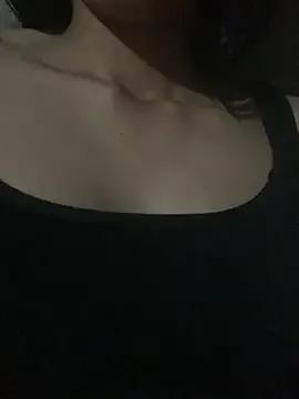 Discover Sexy-sna, she wants to masturbate for you Sexy-sna from StripChat