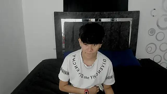 Sexy_LatinGirls69 from StripChat