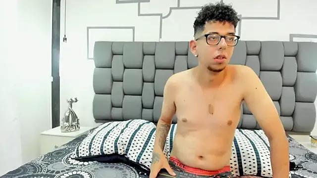 Try StripChat's SkarletRuiz SkarletRuiz from StripChat