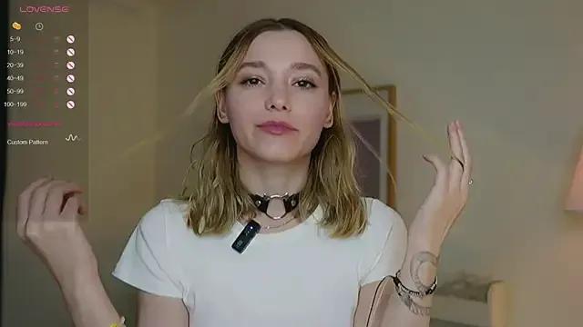 Naked StarryMary wants you to fuck her body now StarryMary from StripChat