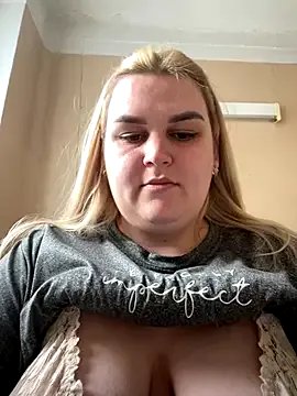 Vita6777 from StripChat