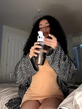 yasmingarcia from StripChat