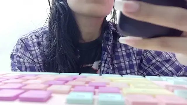 yourcuteneighbourr from StripChat